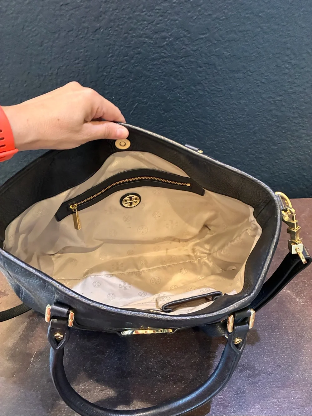 Tory Burch Black Leather Tote with Shoulder Strap